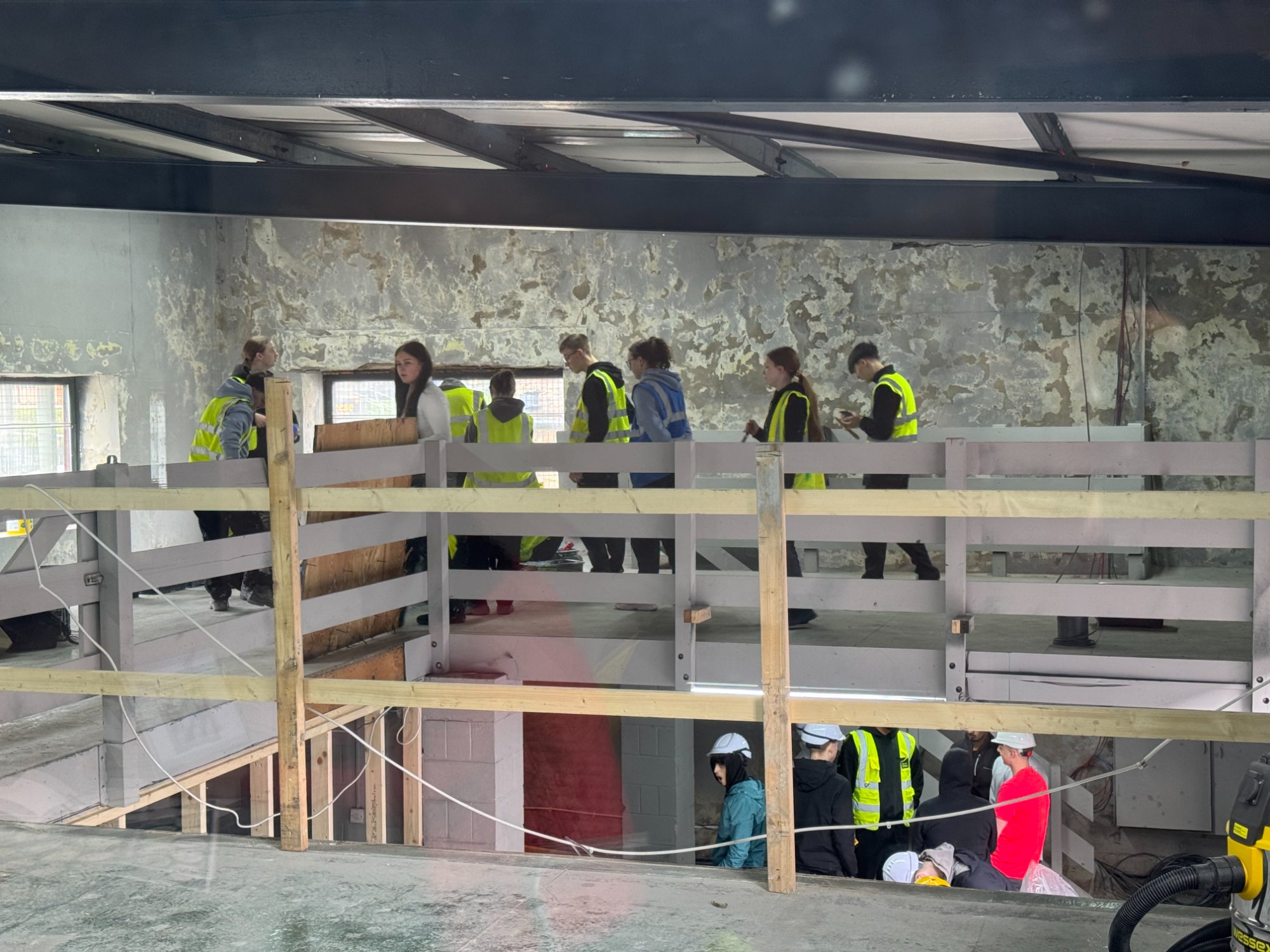 Large group of students on the mezzanine